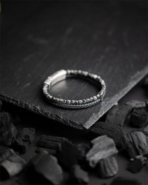 Doppelarmband mit italienischem Leder und 4 mm Larvikit-Stein - Double Grey